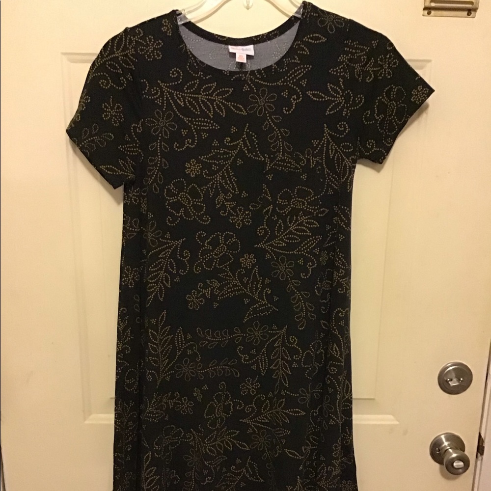 Lula Roe Carly dress
